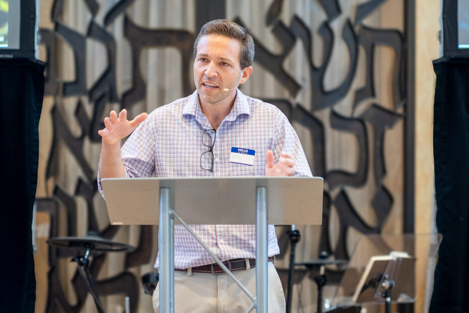 Billy Annisdelivers a message at The Gathering Place Church in Palm Beach Gardens